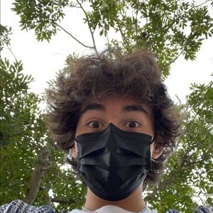 Meet your Posher, Christopher